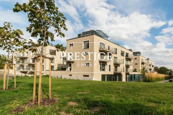 Pronájem bytu 2+kk, Praha - Smíchov, Kobrova, 81 m2
