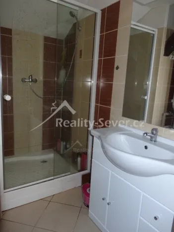 Pronájem bytu 1+1, Nový Bor - Arnultovice, 64 m2