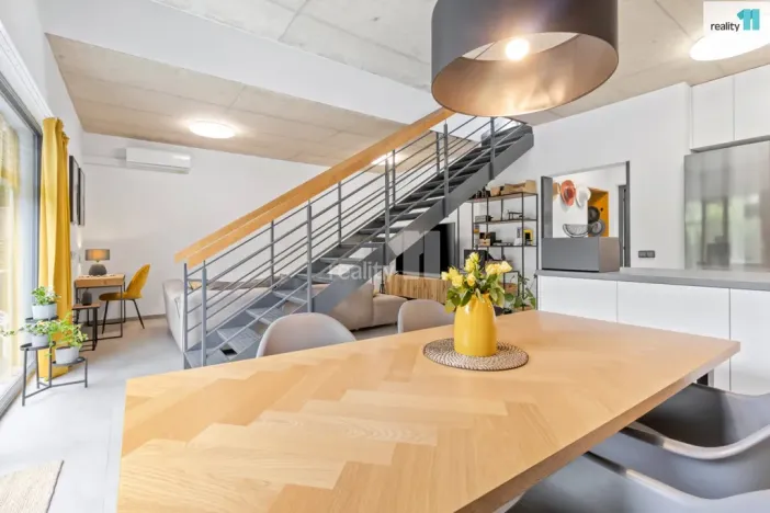 Pronájem bytu 3+kk, Praha - Benice, 105 m2