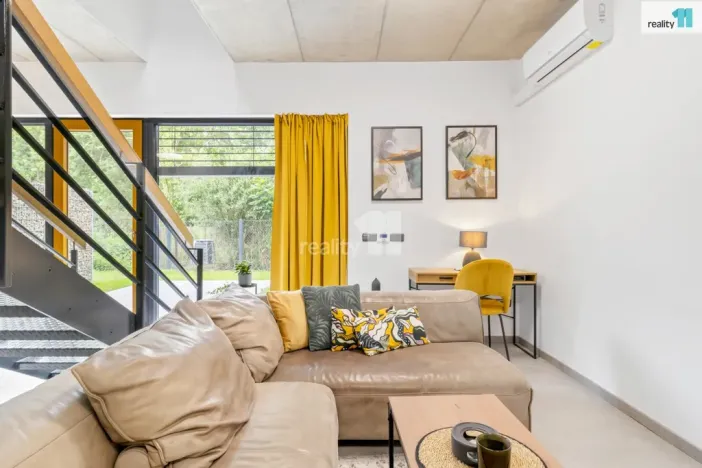 Pronájem bytu 3+kk, Praha - Benice, 105 m2