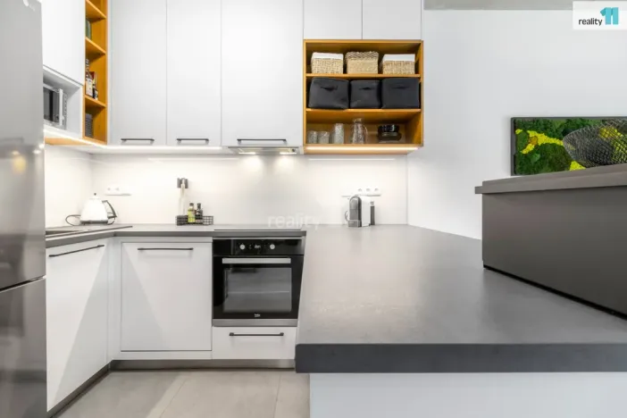 Pronájem bytu 3+kk, Praha - Benice, 105 m2