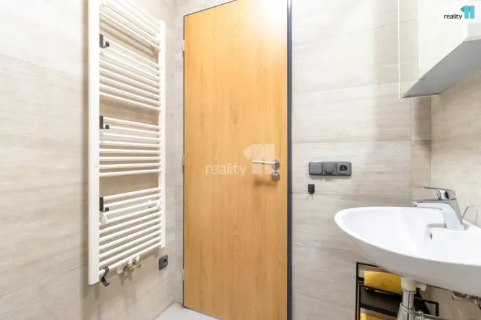 Pronájem bytu 3+kk, Praha - Benice, 105 m2