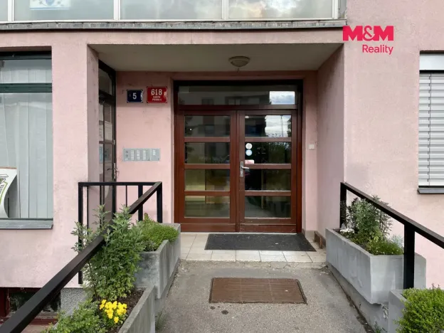 Prodej bytu 3+1, Praha - Kamýk, Papírníkova, 66 m2