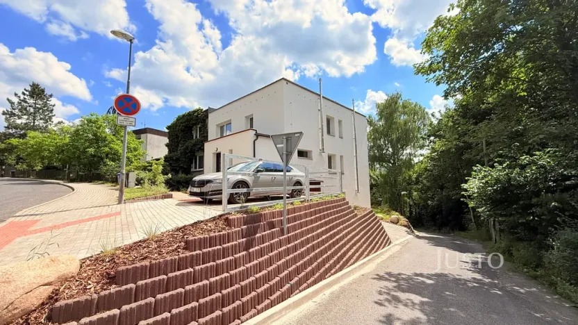 Pronájem bytu 2+1, Liberec - Liberec IV-Perštýn, U Krematoria, 65 m2