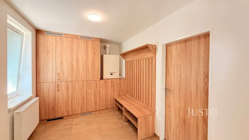 Pronájem bytu 1+1, Liberec - Liberec IV-Perštýn, U Krematoria, 65 m2