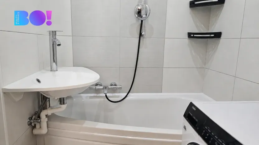 Prodej bytu 2+1, Vsetín, Tyršova, 37 m2