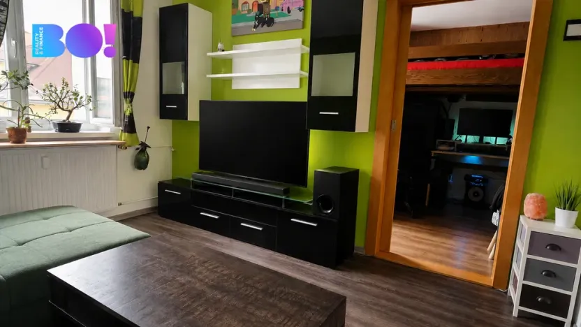 Prodej bytu 2+1, Vsetín, Tyršova, 37 m2