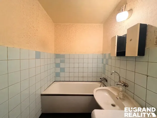 Prodej bytu 3+1, Cvikov, Sídliště, 74 m2