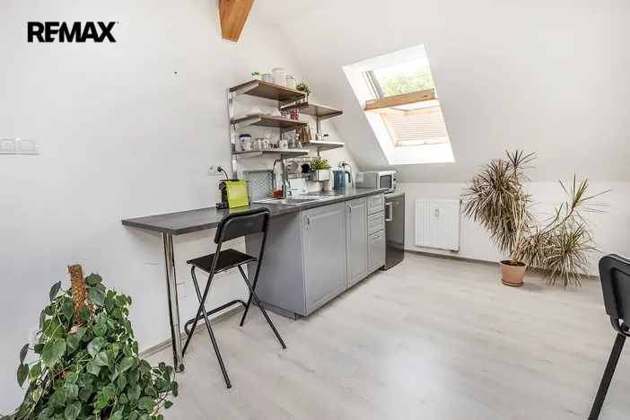 Pronájem kanceláře, Písek, Chelčického, 75 m2