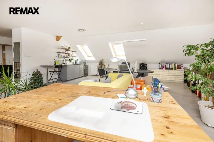 Pronájem kanceláře, Písek, Chelčického, 75 m2