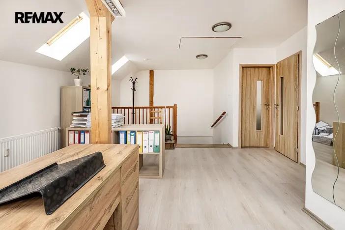 Pronájem kanceláře, Písek, Chelčického, 75 m2