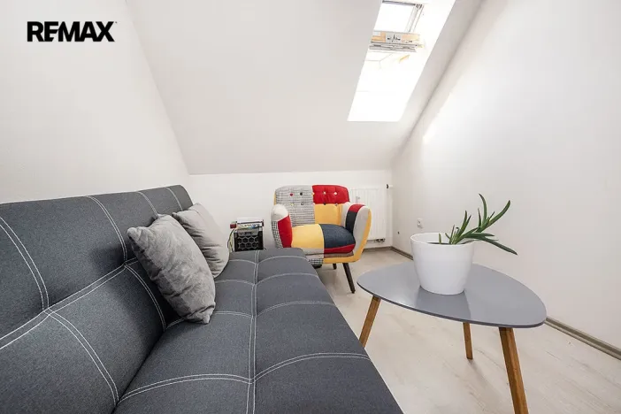 Pronájem kanceláře, Písek, Chelčického, 75 m2