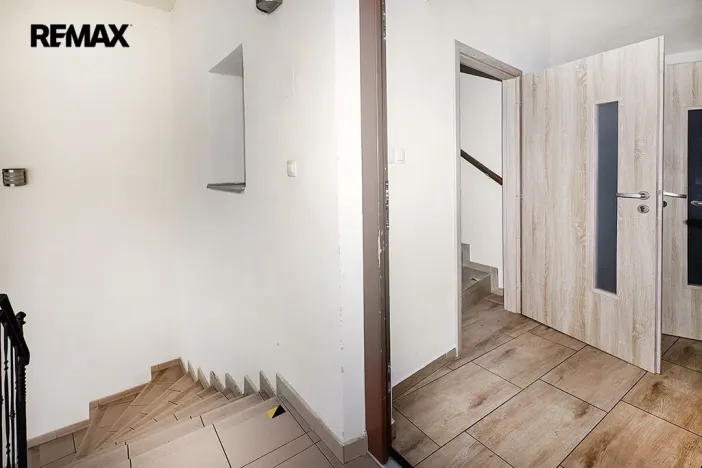 Pronájem kanceláře, Písek, Chelčického, 75 m2