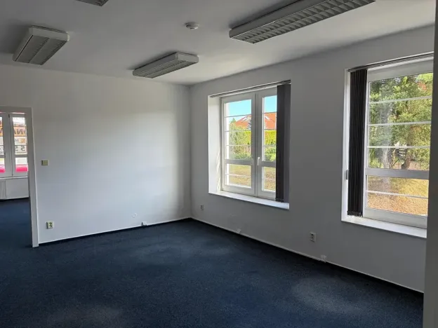 Pronájem kanceláře, Liberec, Rochlická, 162 m2