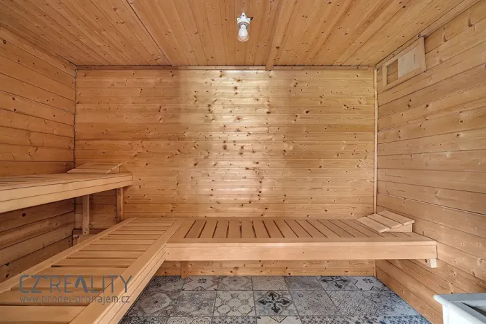 Prodej komerčního pozemku, Pečky, 35798 m2