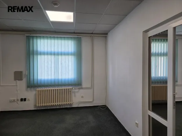 Pronájem kanceláře, Hradec Králové - Slezské Předměstí, Bieblova, 16 m2