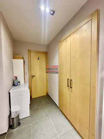 Pronájem bytu 3+1, Praha - Smíchov, U Malvazinky, 91 m2