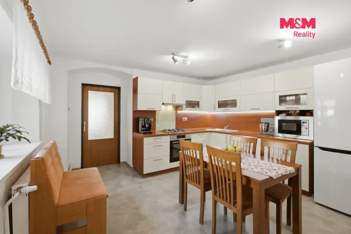 Prodej rodinného domu, Pchery, Úzká, 162 m2