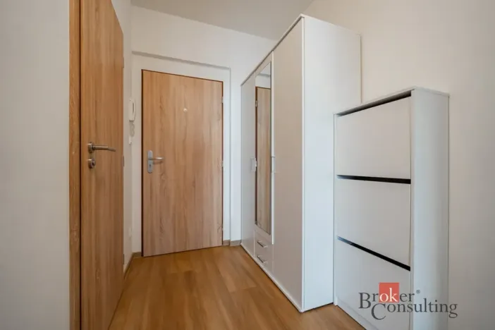 Pronájem bytu 2+kk, Praha - Hloubětín, Za černým mostem, 50 m2