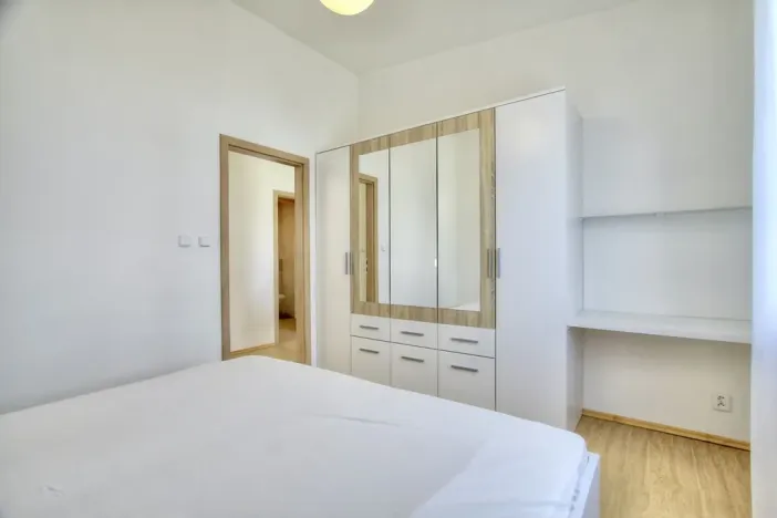 Pronájem bytu 2+kk, Dobřichovice, Anglická, 50 m2