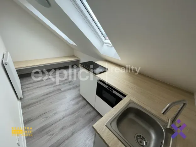 Pronájem bytu 1+1, Zlín - Prštné, 38 m2