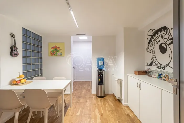 Prodej kanceláře, Praha - Žižkov, Prokopova, 335 m2