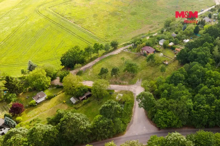 Prodej zahrady, Pardubice, 397 m2
