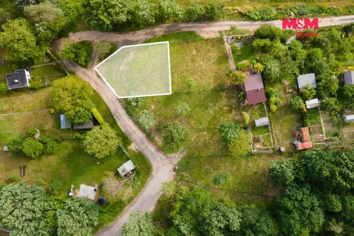 Prodej zahrady, Pardubice, 397 m2