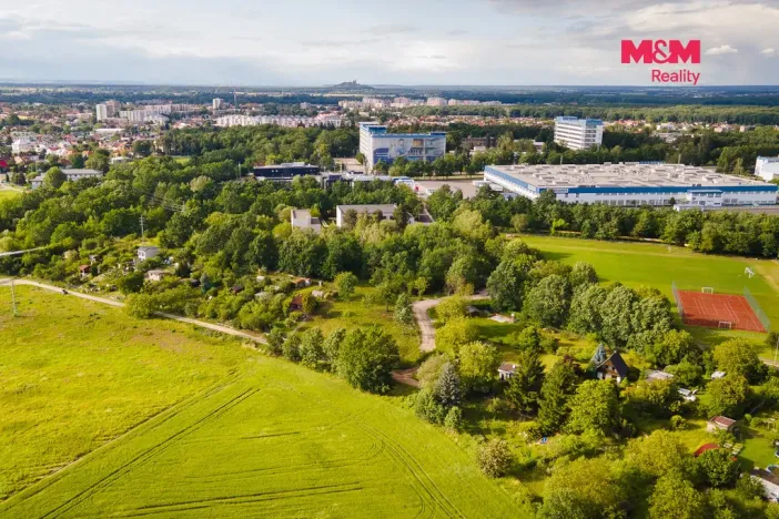 Prodej zahrady, Pardubice, 399 m2