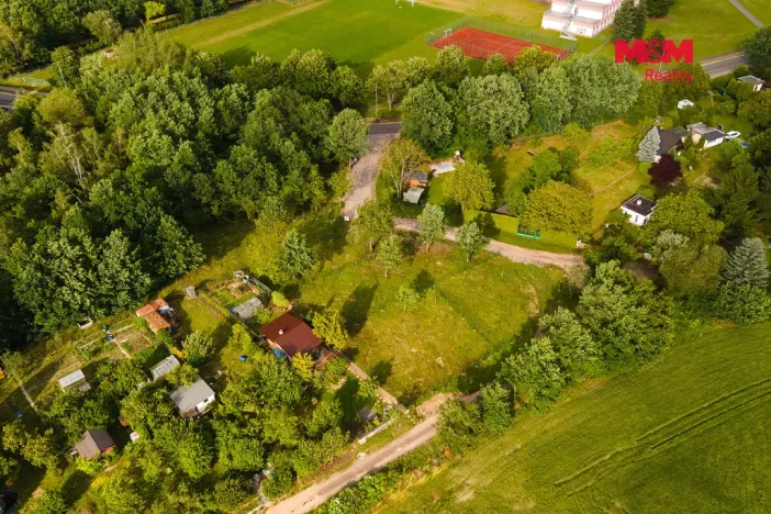 Prodej zahrady, Pardubice, 399 m2