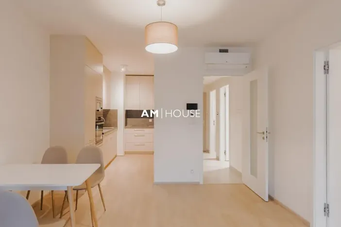 Pronájem bytu 3+kk, Praha - Strašnice, Zvěřinova, 89 m2