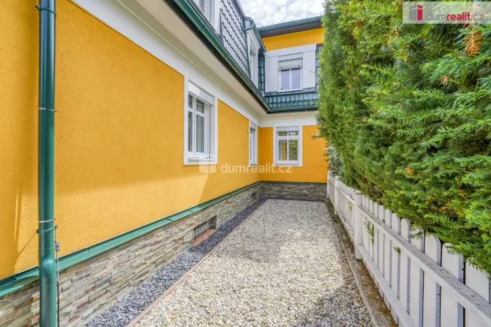 Pronájem bytu 2+kk, Mariánské Lázně - Úšovice, Palackého, 40 m2