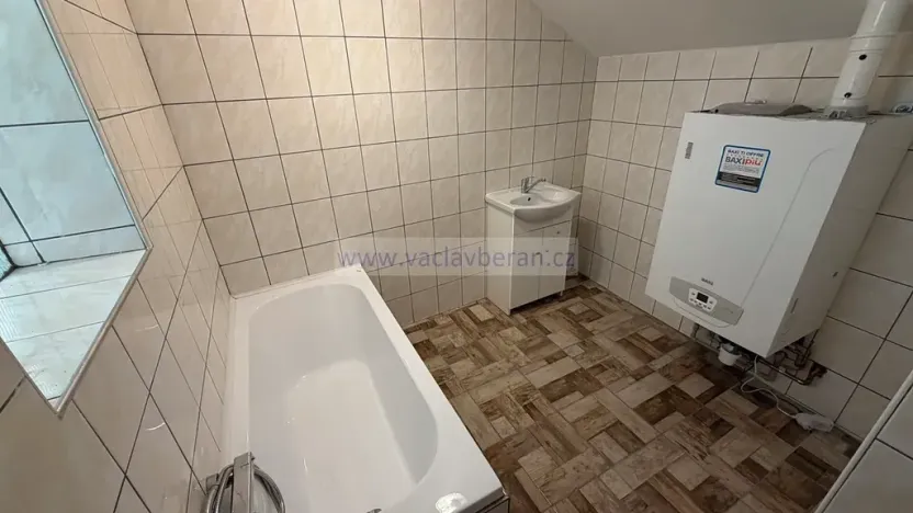 Pronájem bytu 2+1, Česká Třebová, Staré náměstí, 45 m2