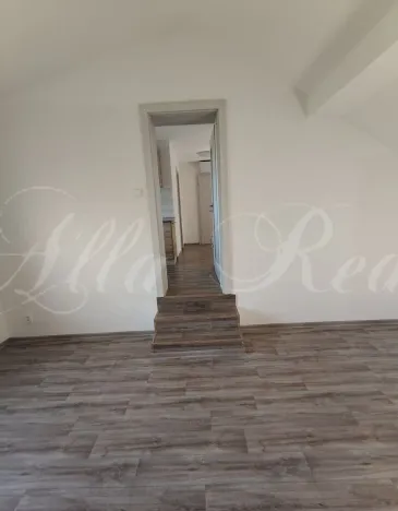 Pronájem bytu 2+1, Malhostovice, 53 m2