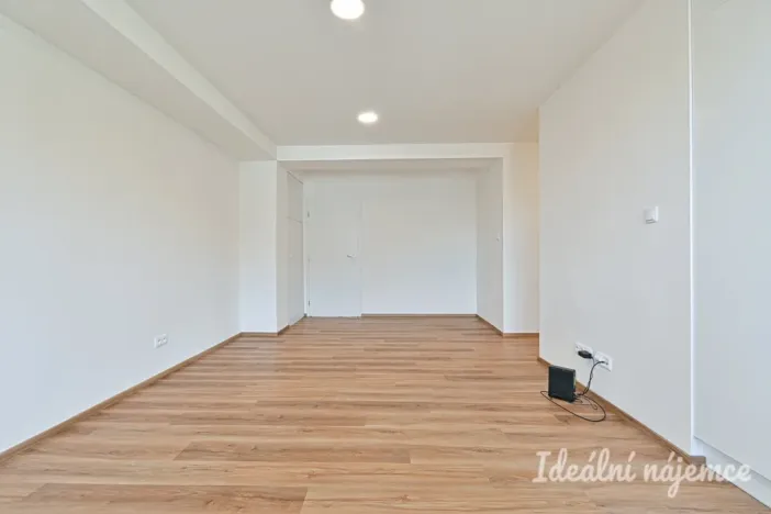 Pronájem bytu 3+kk, Ostrava - Moravská Ostrava, Vítězná, 73 m2