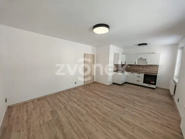 Pronájem bytu 2+kk, Otrokovice, Moravní, 45 m2