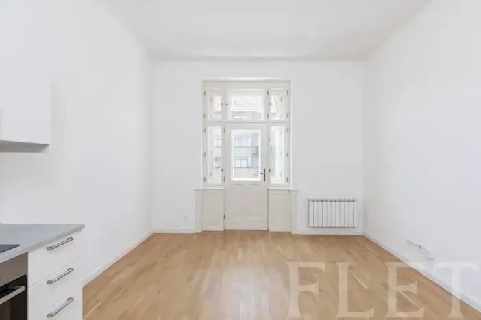 Pronájem bytu 1+kk, Praha - Bubeneč, Ovenecká, 33 m2