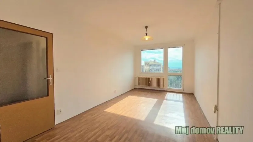Pronájem bytu 3+kk, Praha - Kobylisy, Famfulíkova, 68 m2