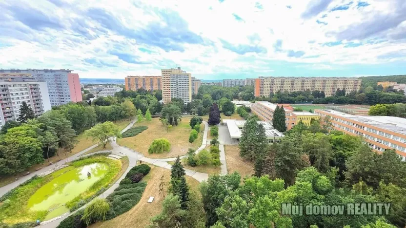 Pronájem bytu 3+kk, Praha - Kobylisy, Famfulíkova, 68 m2