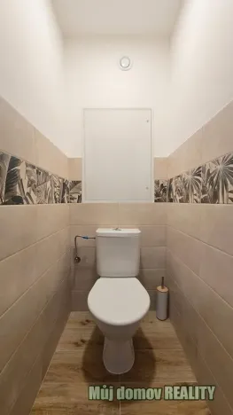 Pronájem bytu 3+kk, Praha - Kobylisy, Famfulíkova, 68 m2