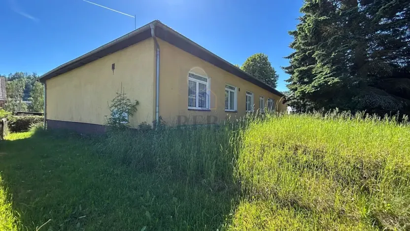 Prodej výrobních prostor, Vojkovice, 435 m2
