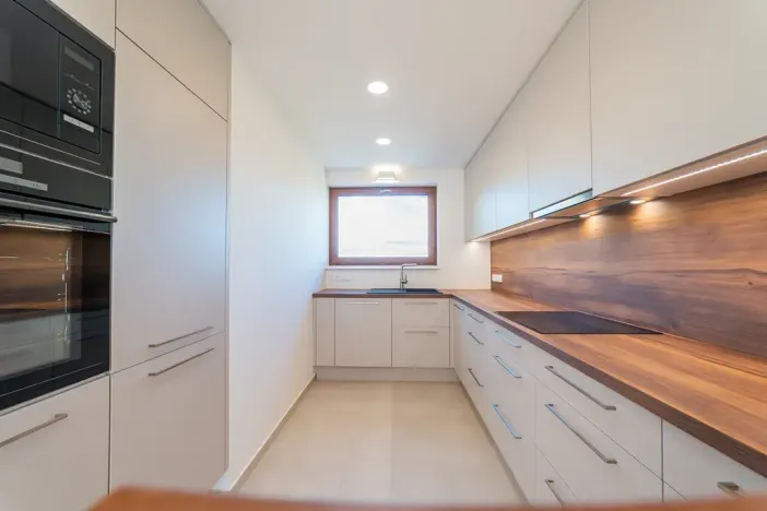 Prodej bytu 5+kk, Mořina, 106 m2