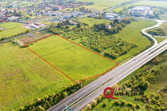 Prodej komerčního pozemku, Jenišov, 18368 m2