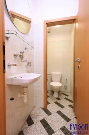 Pronájem kanceláře, Praha - Smíchov, Bozděchova, 38 m2