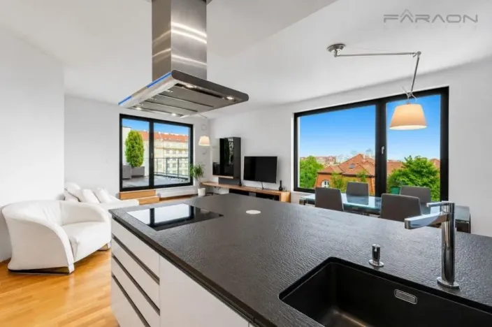 Pronájem bytu 3+kk, Praha - Vinohrady, Korunní, 146 m2