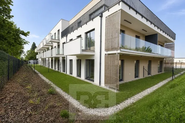 Pronájem bytu 2+kk, Kostelec nad Černými lesy, Živcova, 59 m2