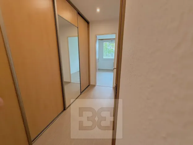 Pronájem bytu 2+kk, Praha - Braník, Údolní, 40 m2
