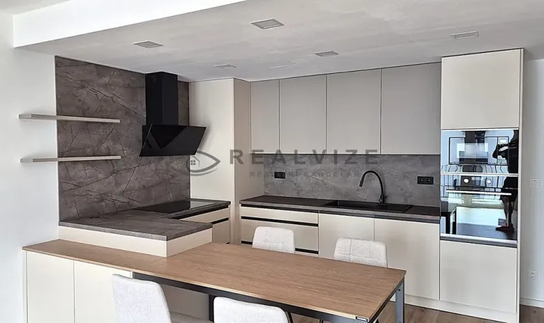 Pronájem bytu 4+kk, České Budějovice, Vrbenská, 103 m2