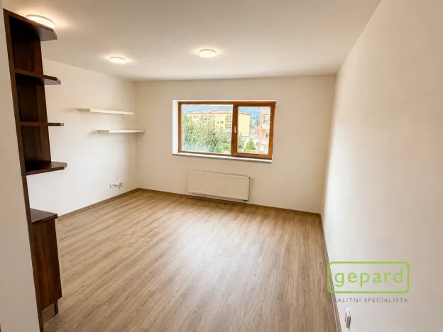 Pronájem bytu 1+kk, Mníšek pod Brdy, Ke škole, 24 m2