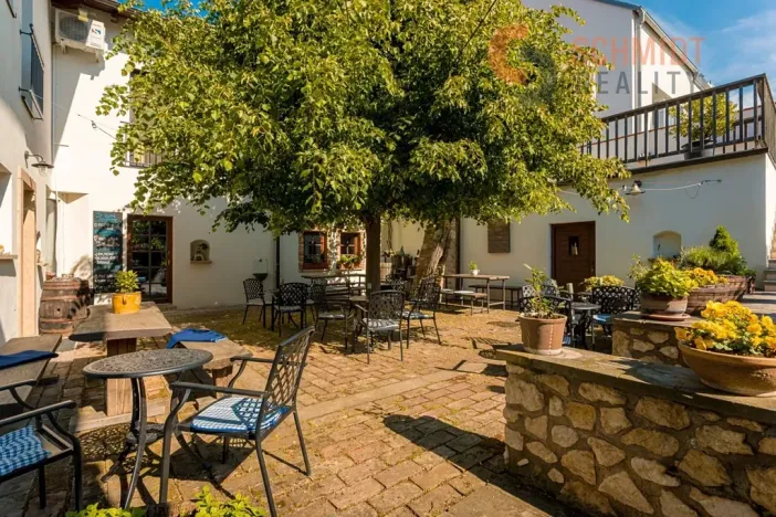 Prodej ubytování, Mikulov, Republikánské obrany, 1024 m2